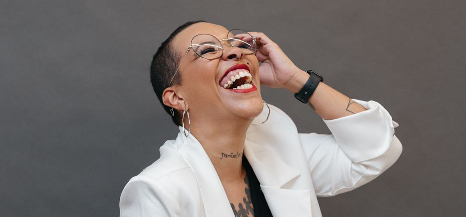 Verônica, do Faxina Boa: “Sempre me perguntei porque ser eu mesma gerava tanto incômodo nos outros”